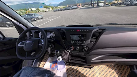 Iveco Daily 35C18 passo 3000, cilindrata 3000, 180 CV, casso, cassone ribaltabile - Anteprima 10