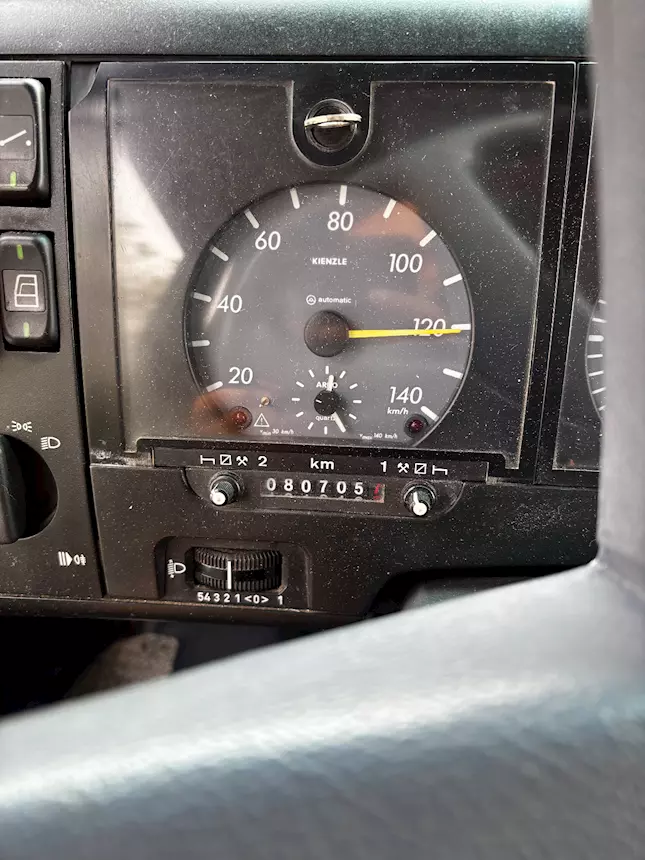 Foto 4Vendo autobus Mercedes Anno 1999 Km 75000 Euro 2, in ottime condizioni