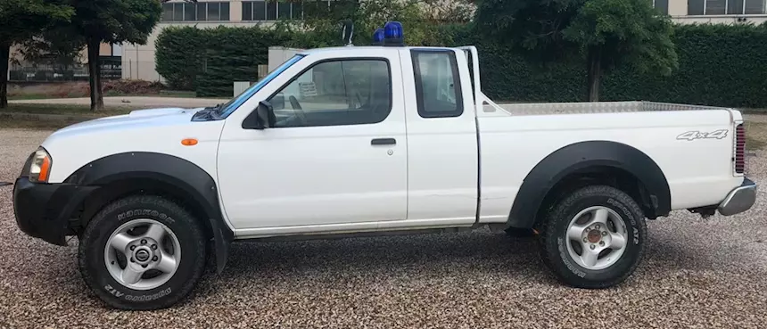 Foto 5Nissan pick-up Navara 4x4 King-cab Autocarro Anno 2005, colore esterno
