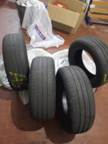 4 pneumatici estivi