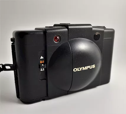 Fotocamera compatta Olympus XA 2 AS NEW