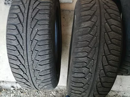 Pneumatici invernale Uniroyal 215/60 R17 96H