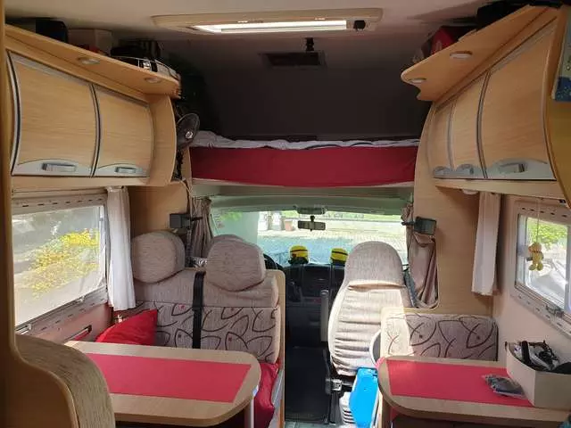 Roller Team GRANDUCA GT 2008 € 15300 Km 88500 Diesel Manuale - Foto 6