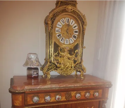 Orologio da tavolo in stile Luigi XIV Cartel con intarsi bou