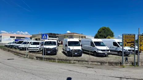 Volkswagen Crafter 4X4 - Furgone 6 Posti, passo medio, tetto alto - Anteprima 12