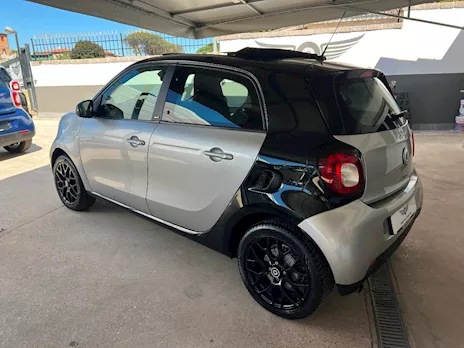 Smart Forfour 1.0 71 CV Cabrio - Prezzo Reale Anno 2015, km 74.000 - Anteprima 4