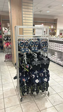 Espositore Totem a Ganci per Ciabatte 2742