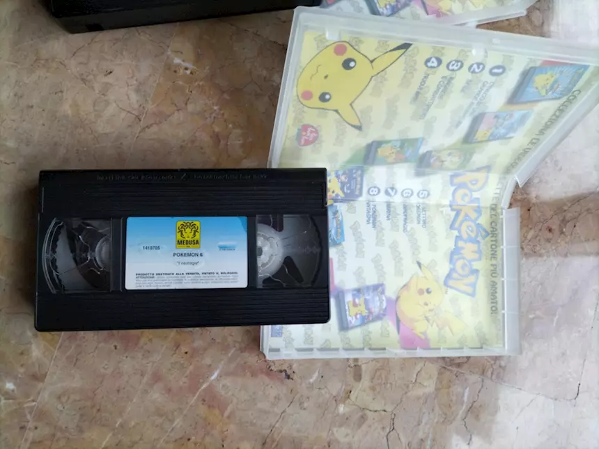 Foto 3 2 videocassette POKEMON
