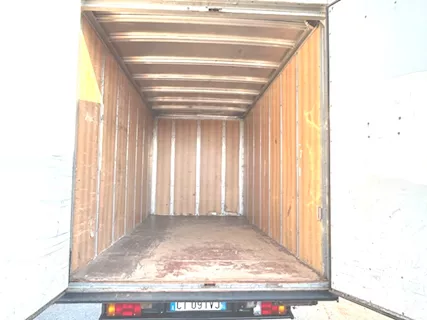 Camion Marca Iveco Daily 35c17 furgone Km 424500 - Foto 5