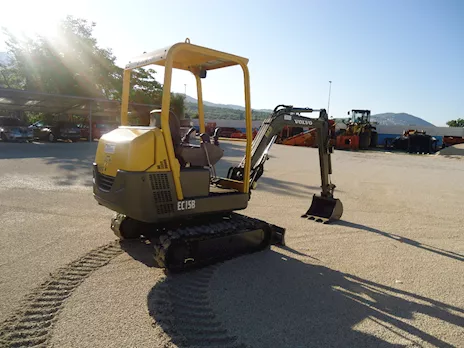 MINIESCAVATORE CINGOLATO VOLVO EC15B XTV Anno 2007, in buone condizioni - Foto 6