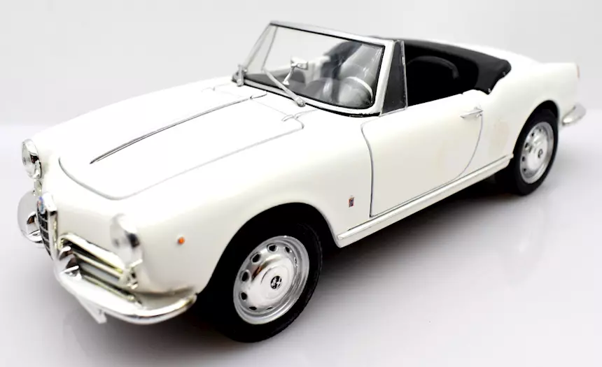 Alfa Romeo Giulietta Spider (1961), modello nuovo