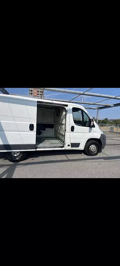 Foto 6Peugeot Modello boxer Anno 2008 Km 350000 Euro 4