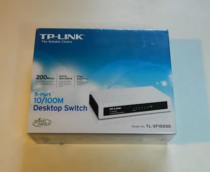 Switch Desktop TP-Link 10/100Mbps 5 Porte nuovo