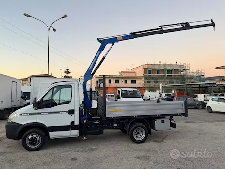 Iveco Daily 35C12 / Gru finanziabile acconto zero