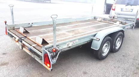 Rimorchio a pianale ribassato Thule ELLEBI F 042 TUP - Anteprima 3