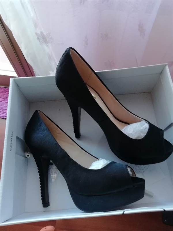 Scarpe donna eleganti nere open toe mis. 36