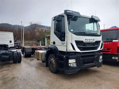 Trattore stradale Iveco 260.31