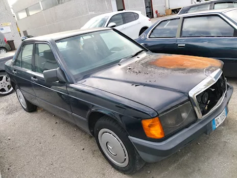 Mercedes Benz 190 2.0 E