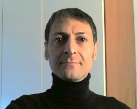 Cultore di Scienze Umanistiche Offre Collaborazione