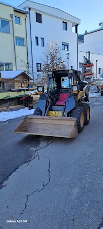 Minipala New Holland LS 150