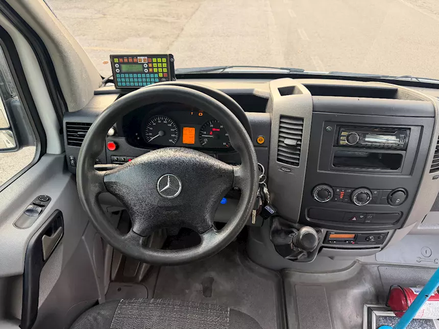 Foto 11Minibus Sprinter Euro 6 Marca Mercedes Anno 2015