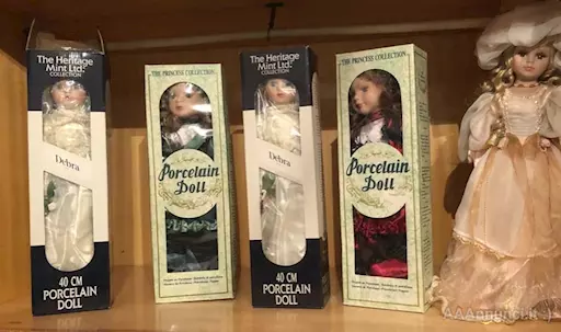 Bambole di porcellana