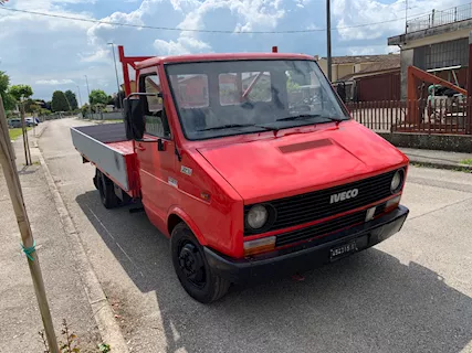 Furgone Iveco Km 1000, modello 35 - Anteprima 6