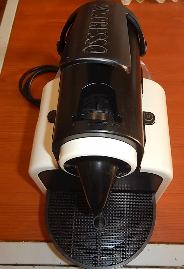 Macchina da caffè Nespresso mod.Essenza De Longhi