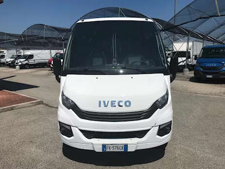 Iveco 70C18/P Indcar Wing anno 2017 Gran Turismo Euro 6, cambio automatico - Anteprima 8