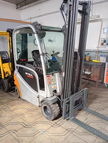 Carrello elevatore elettrico Still 1600kg