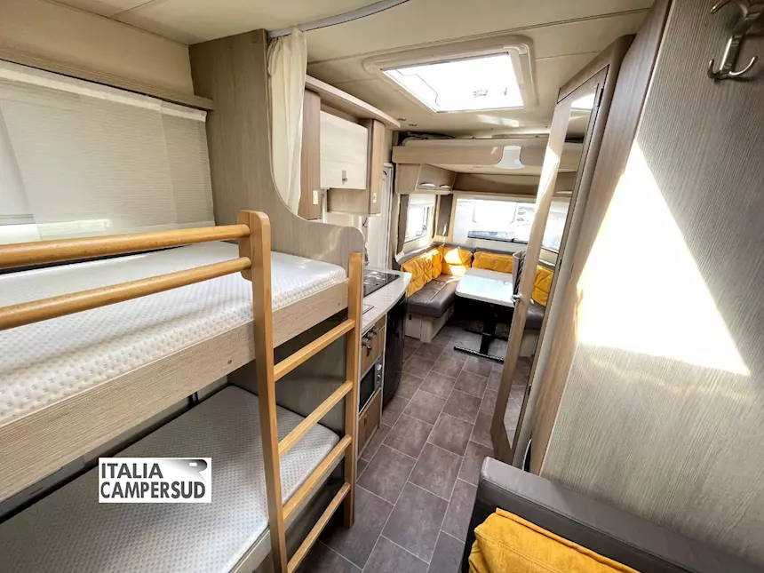 Caravan Burstner Averso Plus 510 TK Con 7 Posti Del 2014 Km 1, anno 06 - Foto 11