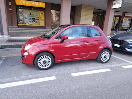 Fiat 500 1.2 benzina da vetrina appena tagliandato