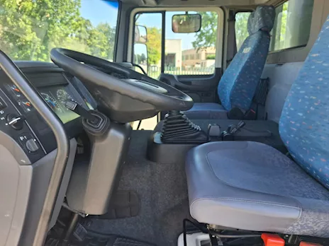 VOLVO FL 6 180 CENTINATO ANNO 2001 Km 98000, cambio manuale - Anteprima 4