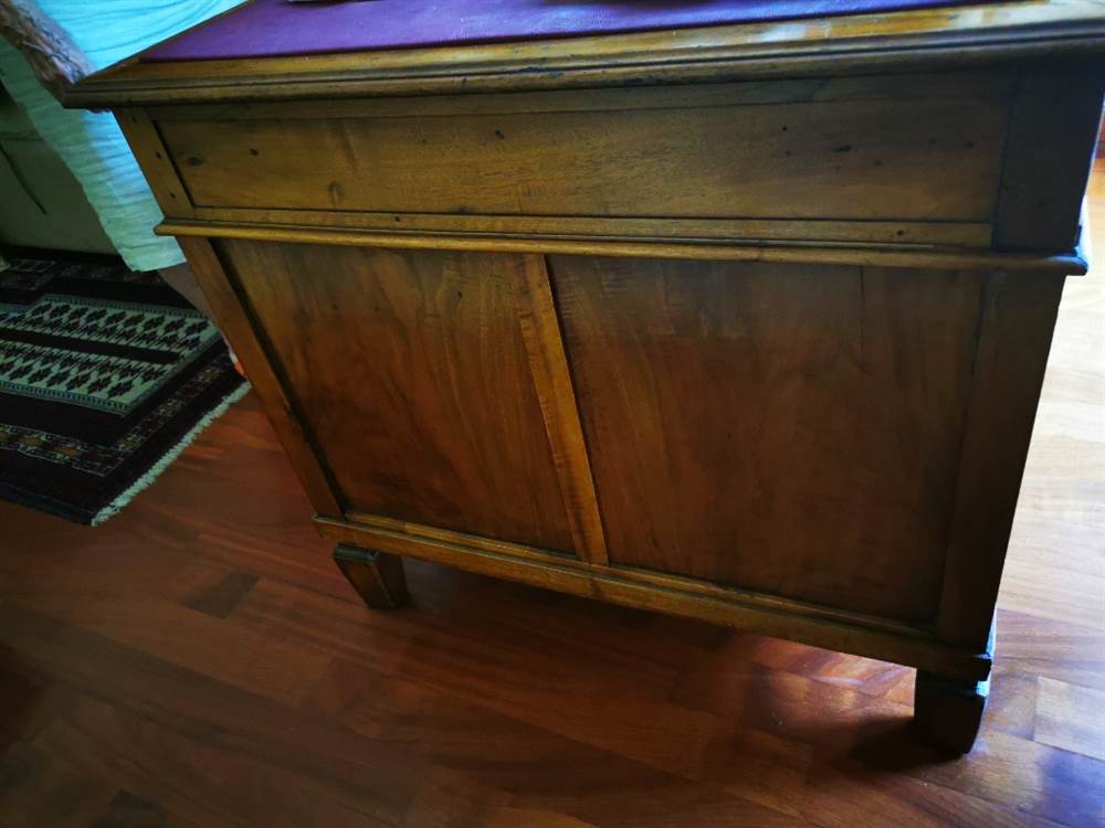 Scrivania antica in legno con piano in pelle - Foto 4