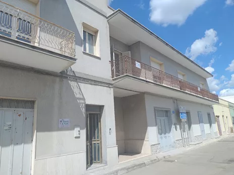 FinImmobil Vende in Salice Sal.(le) Via P. Mascagni 5 casa