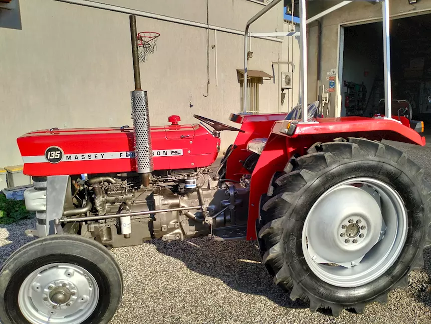 Massey Ferguson 65; trattore con tecnica e stile