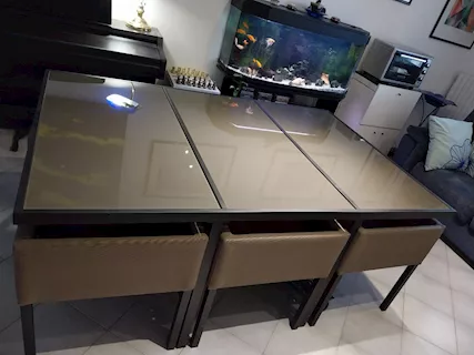 Tavolo + 6 sedie Naterial in Ottime condizioni