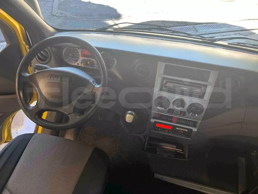 Foto 4Iveco Daily, 2012, 30 posti, Euro 5, km 175.455, cambio: manuale