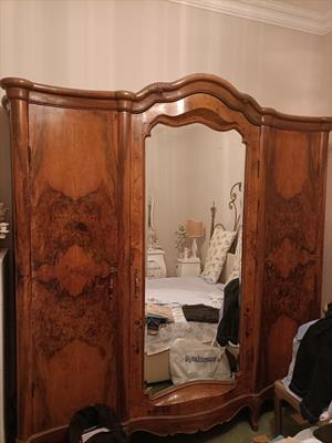 Armadio chippendale con specchio