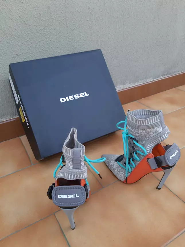Foto 4Scarpe da donna Diesel originali nuove, mai usate