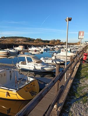 Marina sul Cagliana affitta posti barca da 6 metri