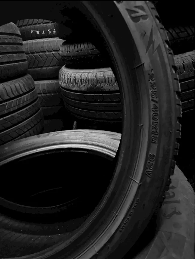 Gomme invernali 225/40/18 BRIDGESTON BLIZZAK LM005