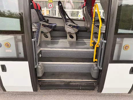 Autobus Marca Iveco 31 posti con pedana disabili Anno 2009 Euro 5 - Foto 6