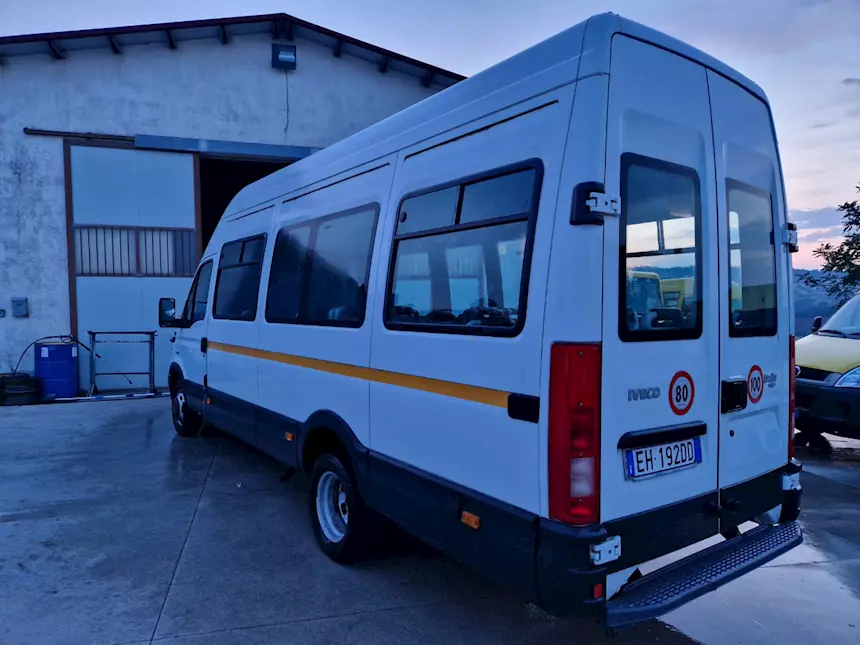 Foto 3Scuolabus 30 posti Marca Iveco Anno 2005 Euro 3