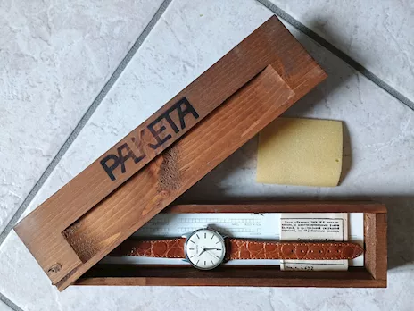 Orologio vintage Russo PAKETA