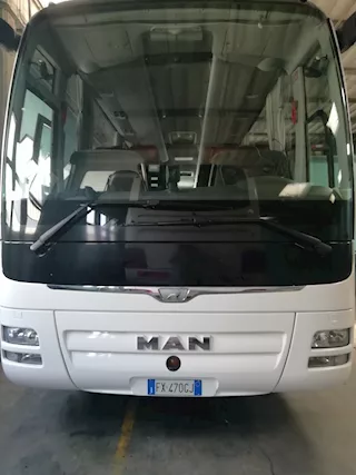 Man Lion's Coach r 08 €6