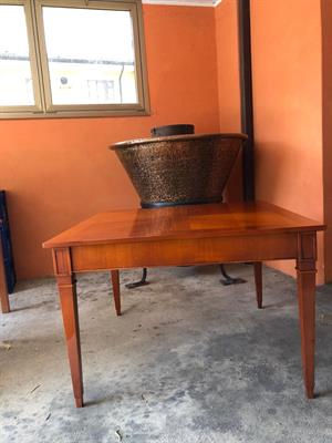 Tavolo piu sedie morelato in condizioni seminuove - Foto 4