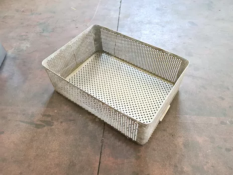 Cesta inox forata per cucina usata