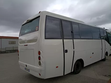 Iveco Andecar 31 posti Euro 3 col disco Anno 2005, ottime condizioni - Anteprima 2