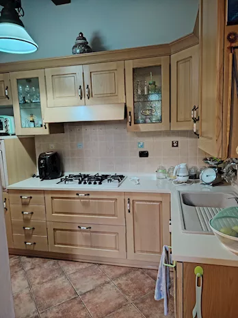 Cucina in rovere completa